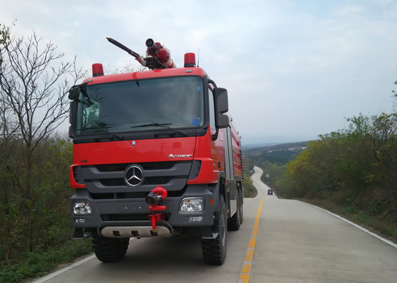 Commande du camion de pompiers 580HP 6x6 d'aéroport d'avions de G.V.W 33 Ton Mercedes Benz ARFF